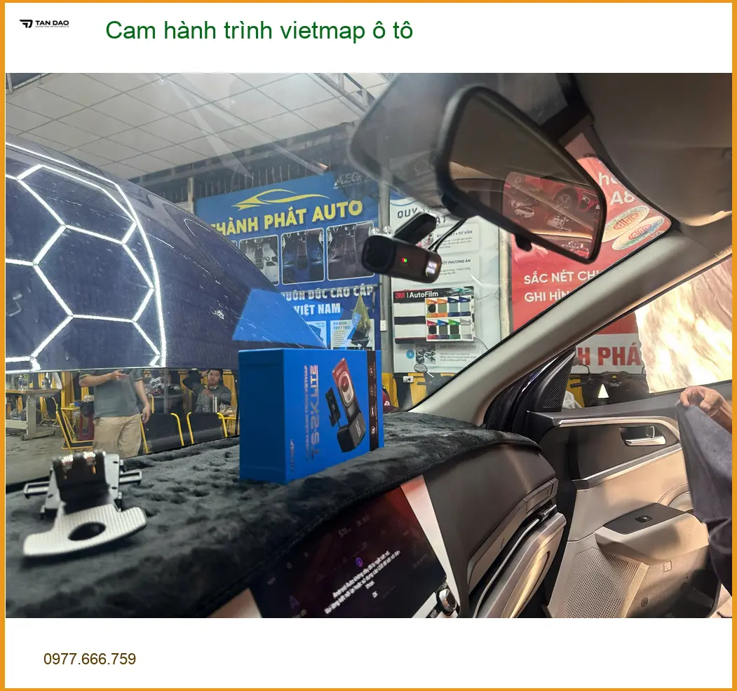 Anh Dũng lắp cam hành trình Vietmap ô tô tại Quận 9 để yên tâm di chuyển ảnh thực tế 4
