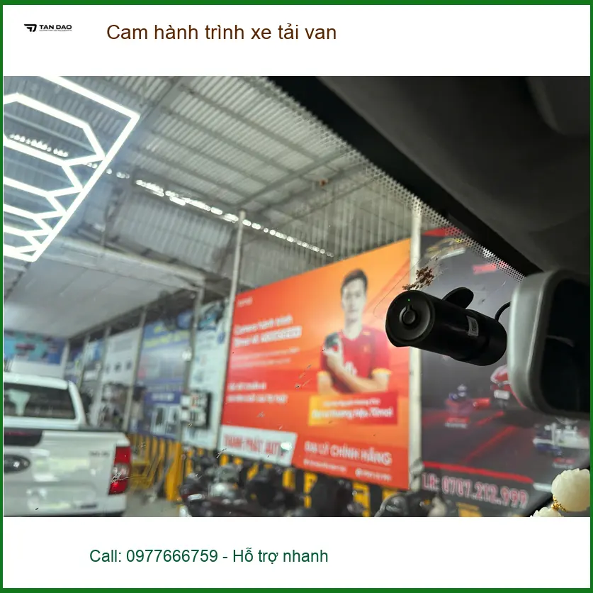 Ông Bảy lắp cam hành trình xe tải van Hyundai H150 tại Thủ Đức, sợ va quẹt ảnh thực tế 2