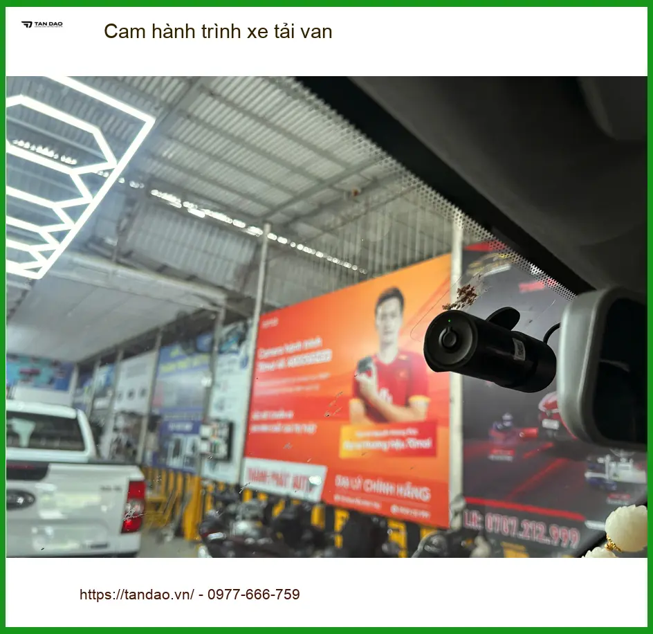 Bác Cương lắp cam hành trình xe tải van Suzuki Blind Van ở Quận Tân Phú