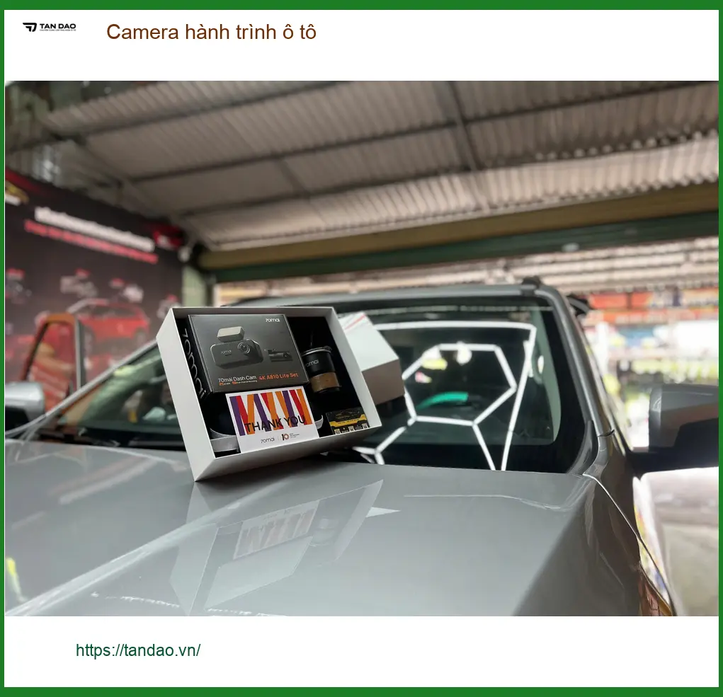 Anh Minh lắp camera hành trình ô tô Mazda 3 tại Quận 5 để ghi lại hành trình. ảnh thực tế 5