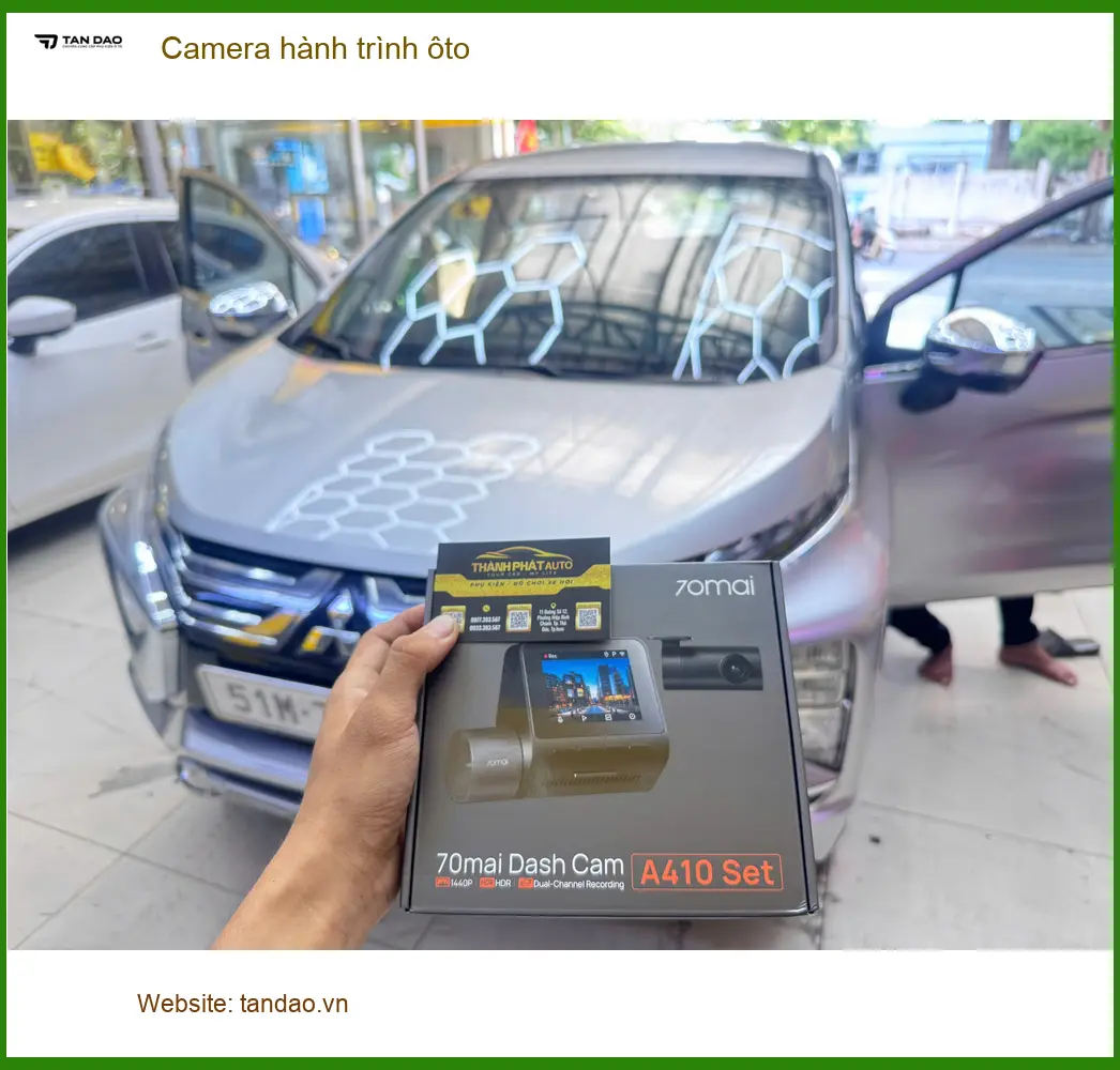 Chú Lân gắn camera hành trình ô tô cho Toyota Camry tại Thủ Đức