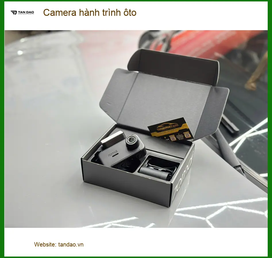 Anh Minh lắp Camera hành trình ô tô cho Hyundai SantaFe tại Củ Chi