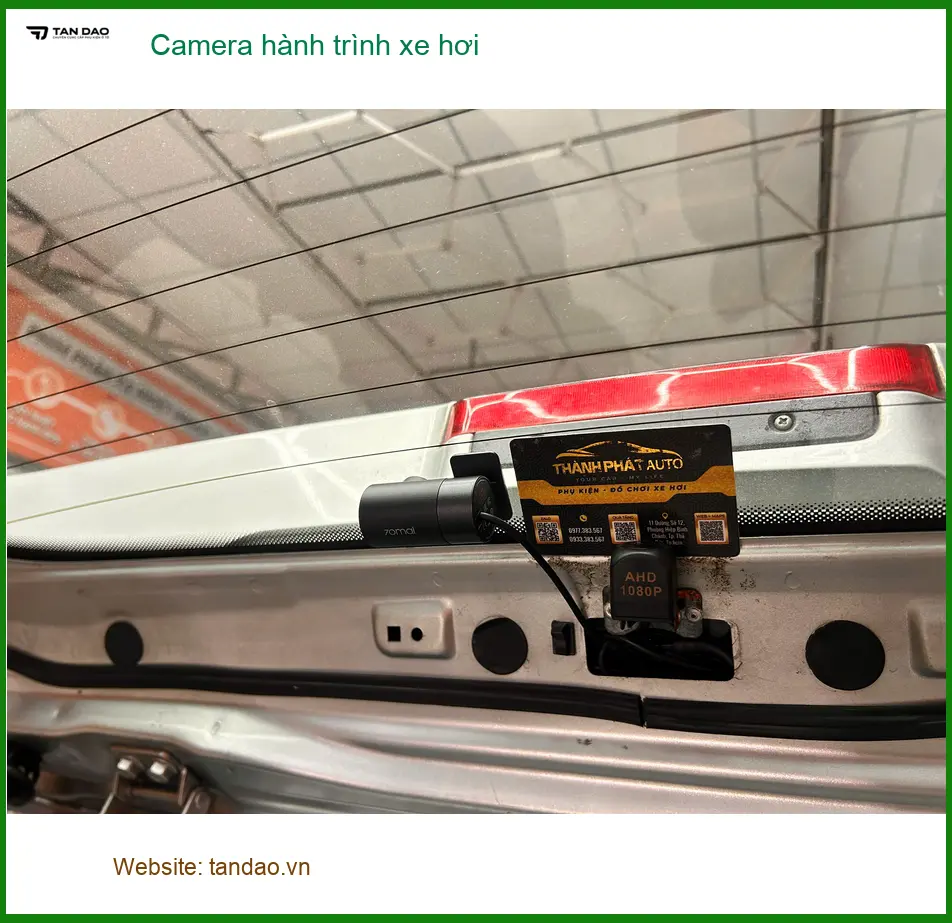 Chị Bích lắp Camera hành trình cho Kia Carnival tại Quận 7 ghi lại lộ trình ảnh thực tế 4