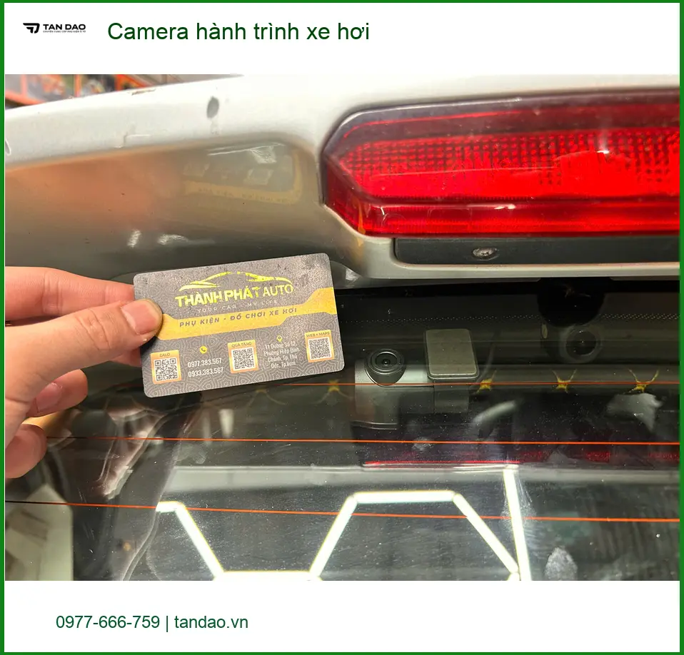 Chú Minh lắp camera hành trình xe hơi cho Hyundai Accent ở Quận 2 ảnh thực tế 2