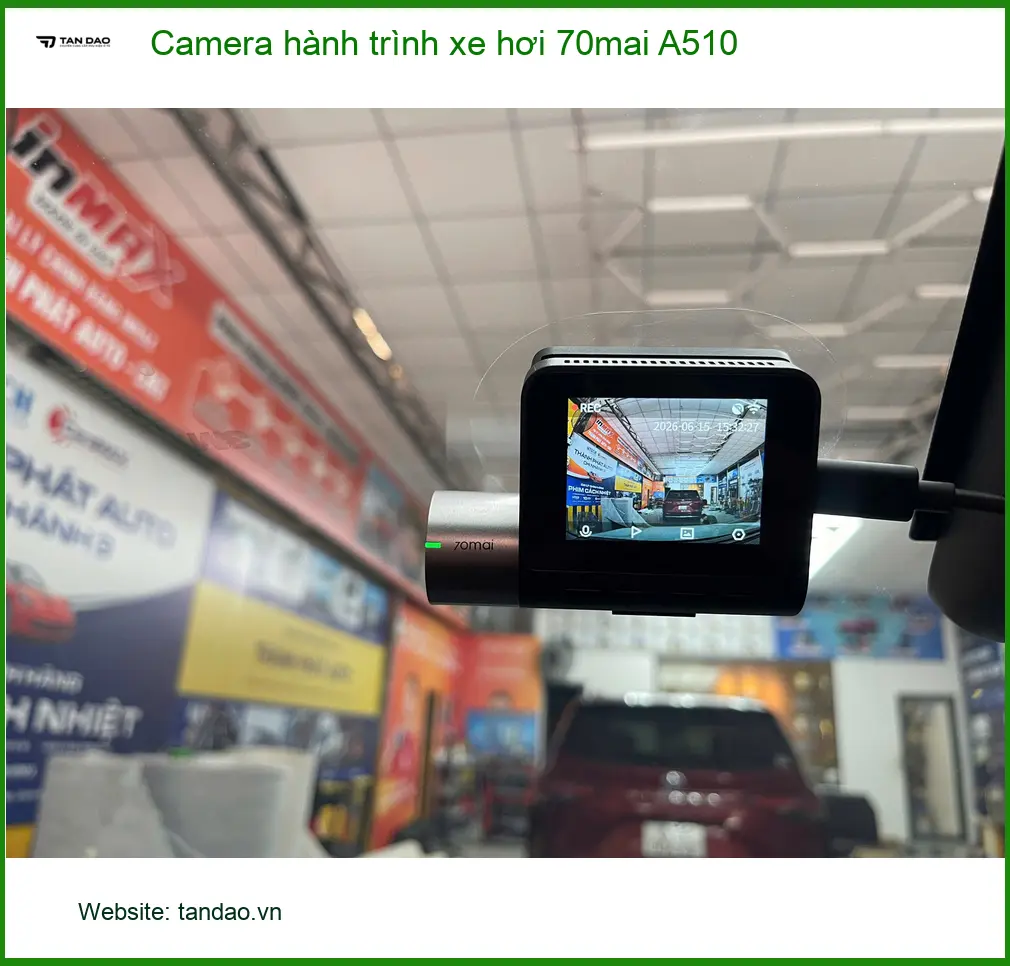 Chị Bích lắp Camera hành trình 70mai A510 cho Ford Everest Quận 1 ảnh thực tế 4