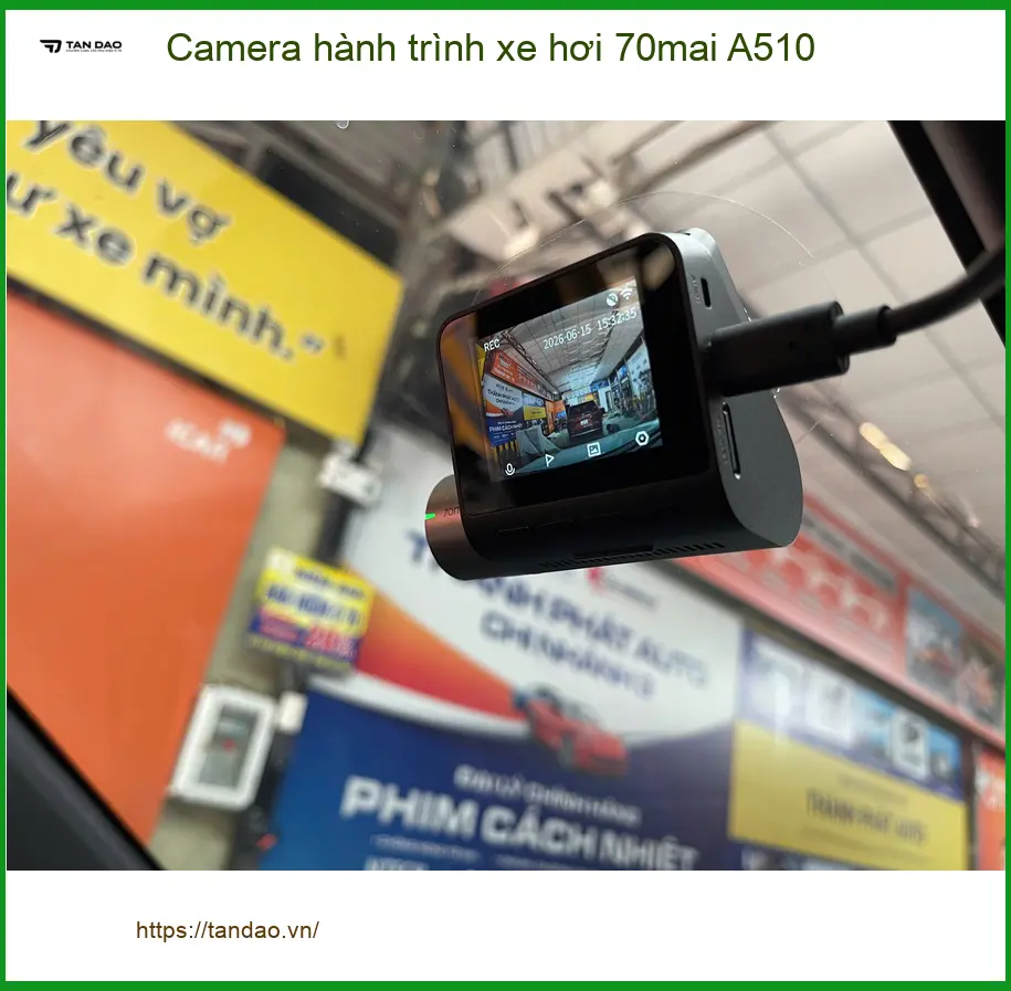 Chị Bích lắp Camera hành trình 70mai A510 cho Ford Everest Quận 1 ảnh thực tế 5