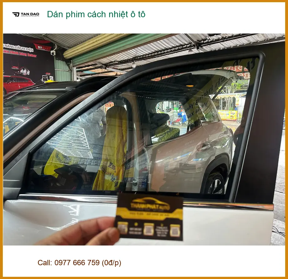 Anh Minh dán phim cách nhiệt ô tô cho Mazda 3 tại Gò Vấp ảnh thực tế 4