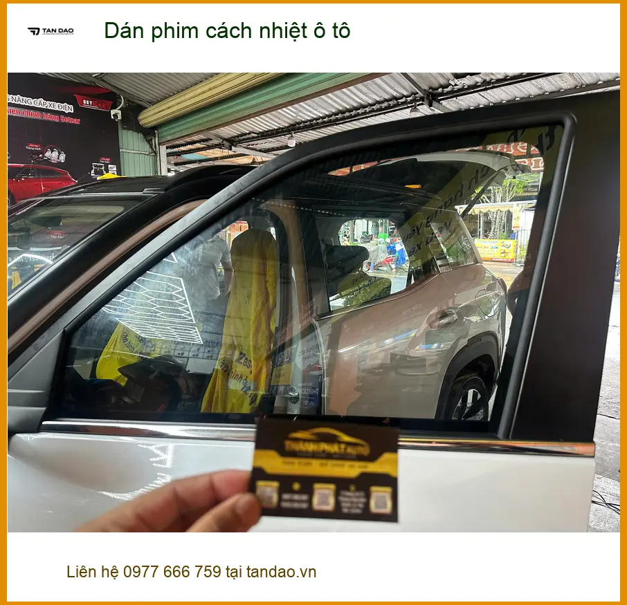 Chị Thanh dán phim cách nhiệt ô tô Kia K3 tại Quận 9 chuẩn bị đón nắng hè ảnh thực tế 4