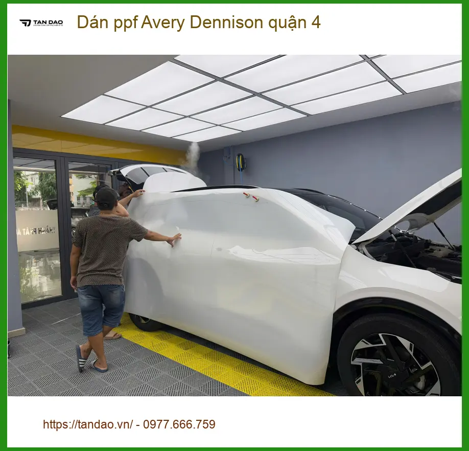 Nơi Thi Công PPF Ô Tô ppf Avery Dennison tại Quận 4 - Giá Tốt TPHCM ảnh thực tế 2