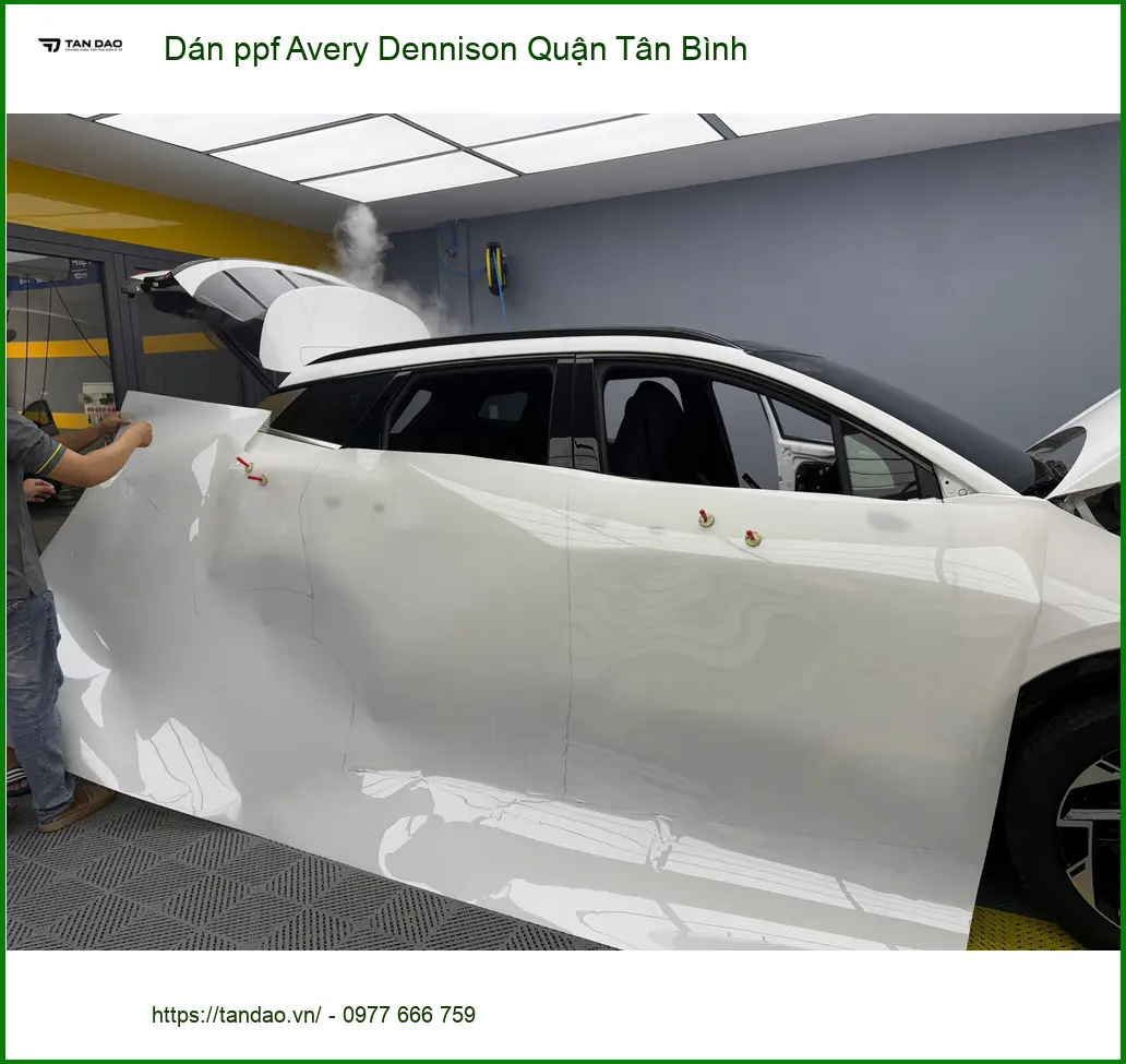 Địa Chỉ Dán PPF Ô Tô ppf Avery Dennison Quận Tân Bình - Thi Công Chuyên Nghiệp