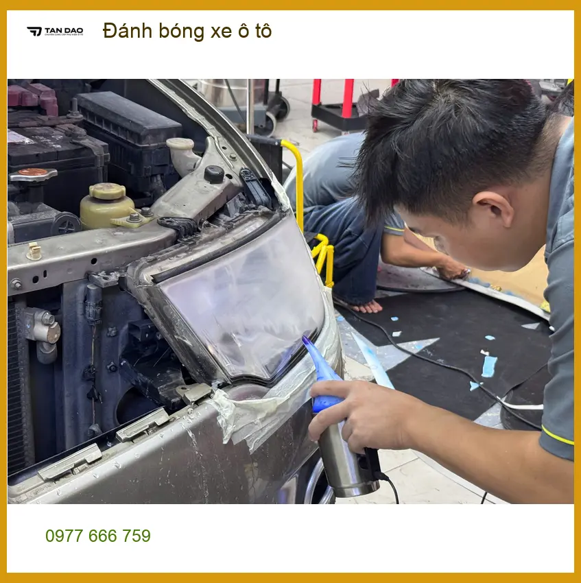Anh Khải đánh bóng xe ô tô Honda CRV để khôi phục vẻ đẹp ban đầu tại Quận Thủ Đức ảnh thực tế 2