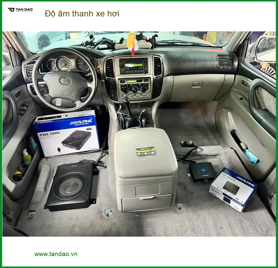 Anh Huy độ âm thanh xe hơi Suzuki XL7 ở Quận 2 vì chất âm chưa như ý ảnh thực tế 2