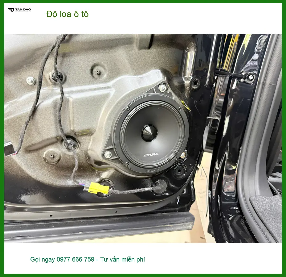 Anh Đức Bảo độ loa ô tô Mitsubishi Outlander tại Thủ Đức âm thanh sống động
