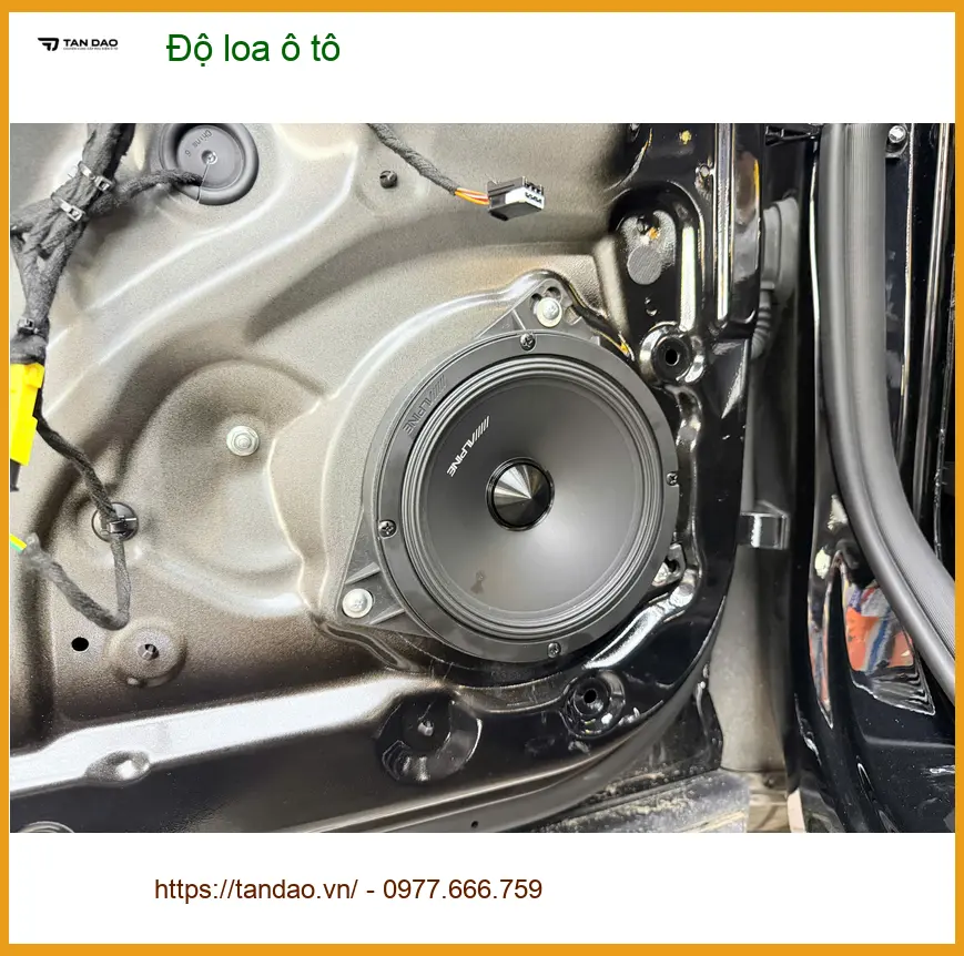 Anh Khang độ loa ô tô cho Hyundai Creta tại Quận 3 vì loa zin nghe không hay