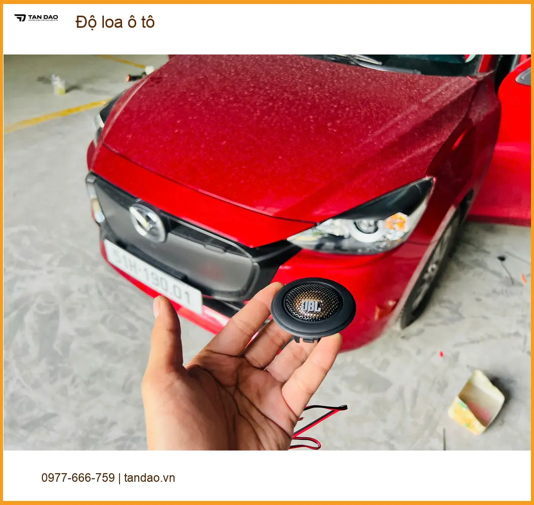 Chị Thảo độ loa ô tô cho Hyundai Accent tại Hóc Môn vì loa zin rè, thiếu bass ảnh thực tế 2