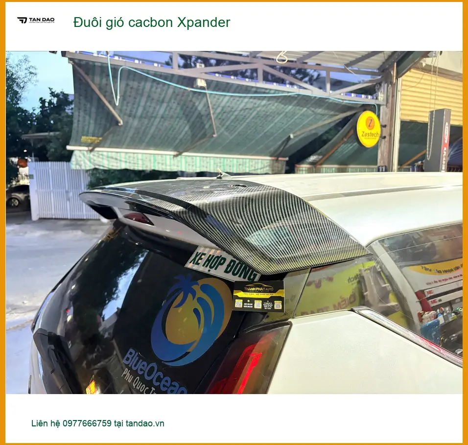 Anh Trường lắp đuôi gió cacbon Xpander tại Quận Gò Vấp để tăng vẻ thể thao cho xe ảnh thực tế 2