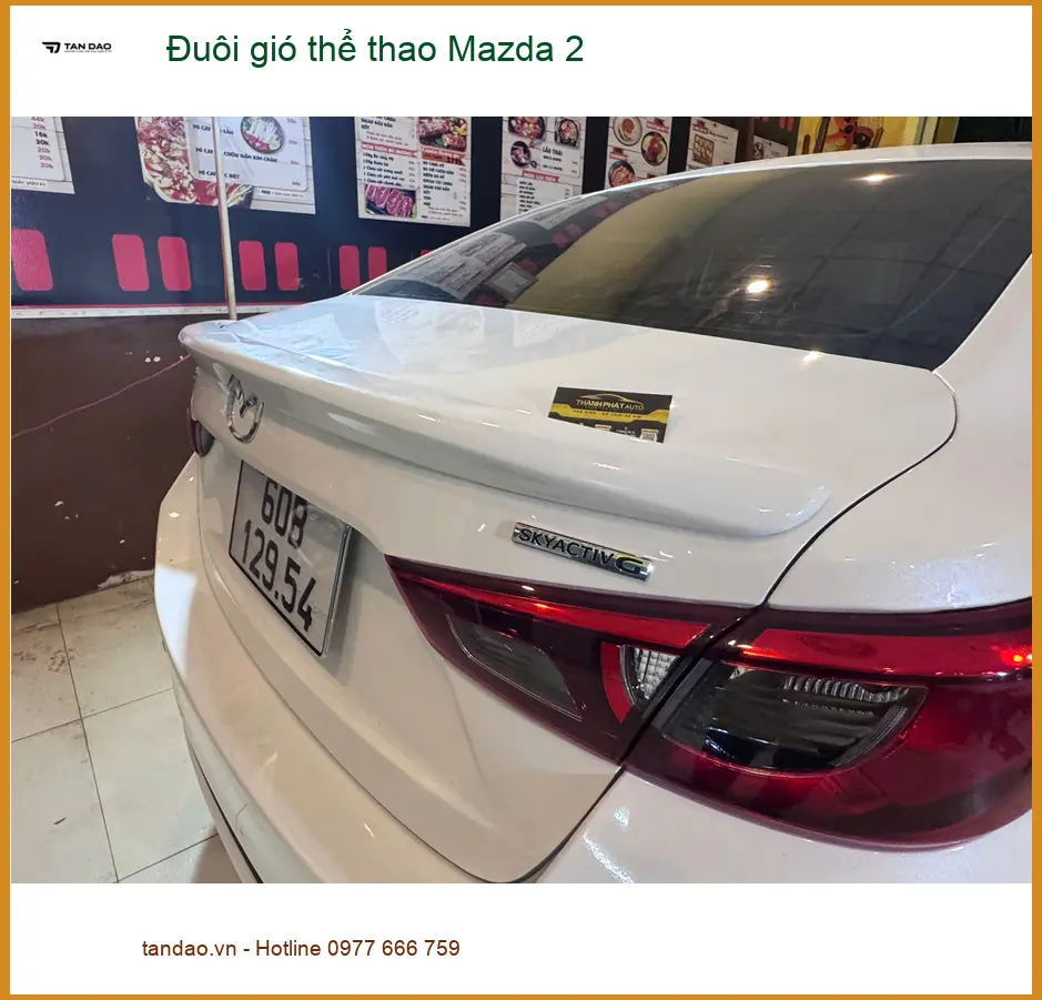 Anh Tùng độ đuôi gió thể thao Mazda 2 tại Quận 12 vì muốn xe thêm nổi bật