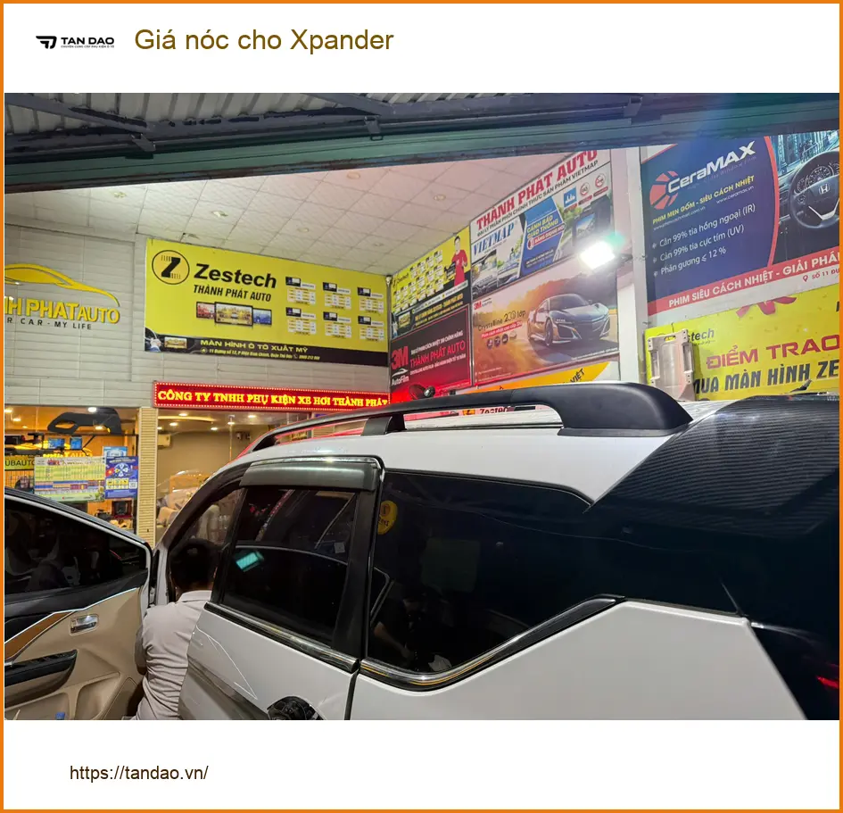 Bác Trí lắp giá nóc cho Xpander tại Hóc Môn để chở thêm đồ dùng gia đình ảnh thực tế 3