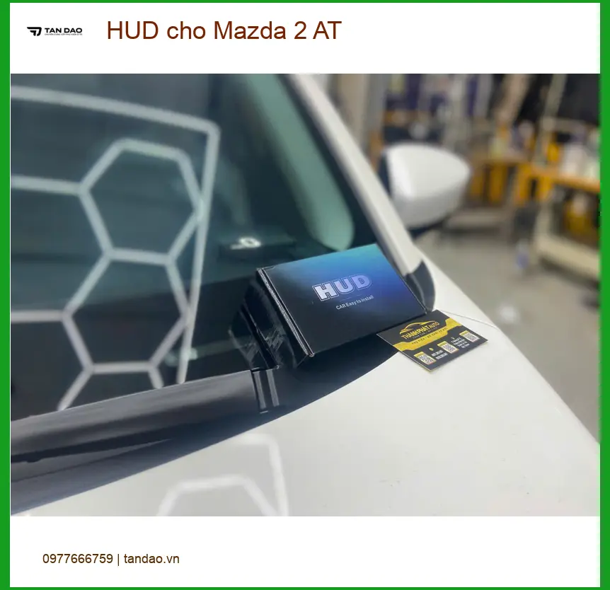 Anh Khánh lắp HUD cho Mazda 2 AT ở Quận 2 để tiện theo dõi tốc độ ảnh thực tế 3