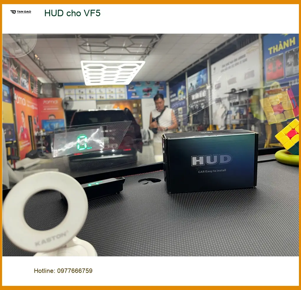 Chú Minh lắp HUD cho VinFast VF5 tại Quận 3 để theo dõi thông tin lái xe tiện lợi hơn ảnh thực tế 4