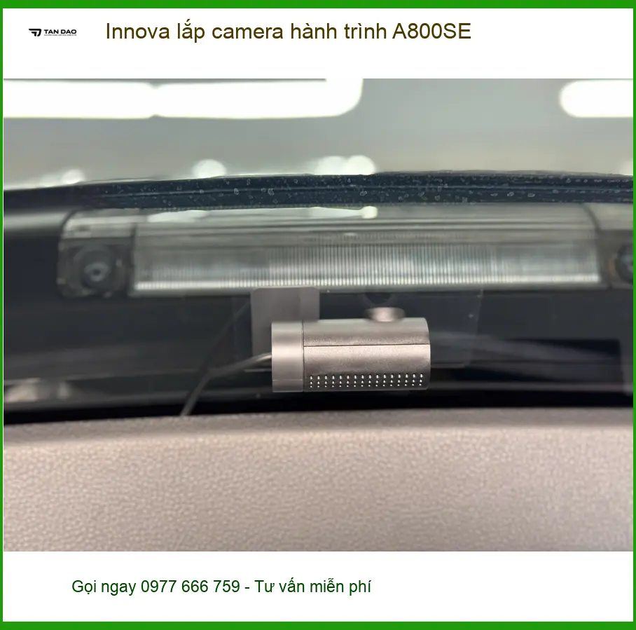 Anh Tấn lắp camera hành trình A800SE cho Innova tại Quận Gò Vấp ảnh thực tế 3