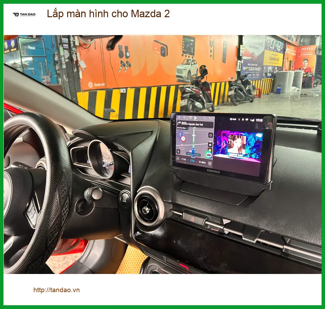 Chú Phong lắp màn hình cho Mazda 2 tại Củ Chi do màn hình zin bị lỗi ảnh thực tế 4