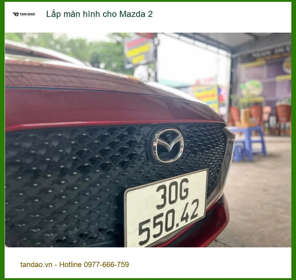 Chú Phong lắp màn hình cho Mazda 2 tại Củ Chi do màn hình zin bị lỗi ảnh thực tế 5