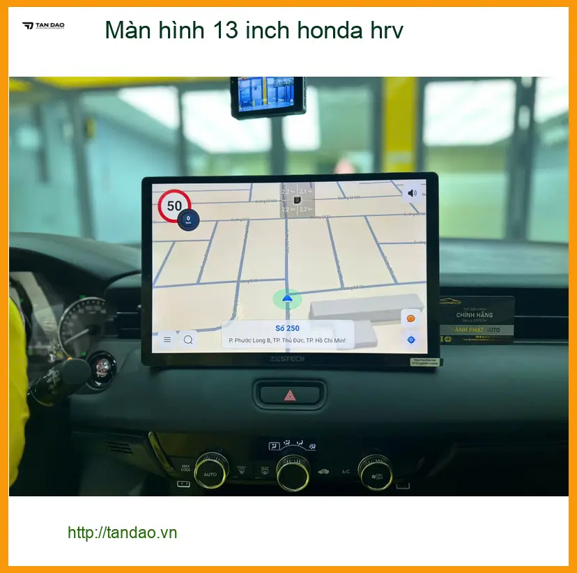 Chị Thảo lắp màn hình 13 inch Honda HR-V Quận Tân Bình giá tốt ảnh thực tế 3