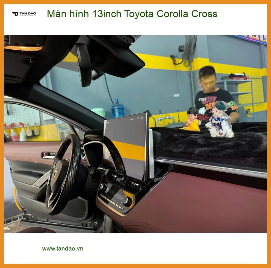 Anh Khải lắp Màn hình 13inch Toyota Corolla Cross Quận 3, nâng tầm giải trí. ảnh thực tế 2