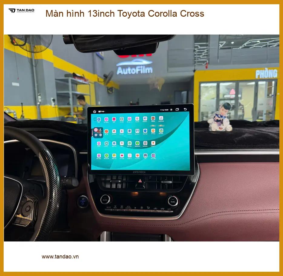 Chú Phước Lắp Màn hình 13inch Toyota Corolla Cross tại Quận 8 ảnh thực tế 3
