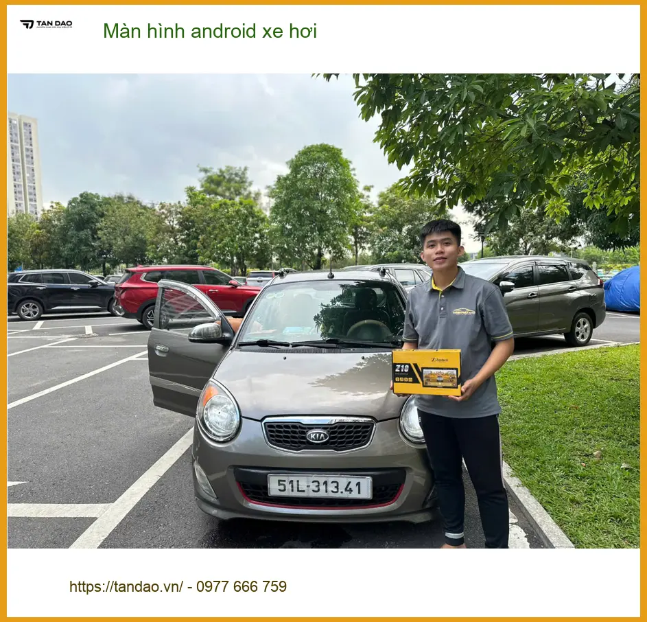 Chú Minh Triết nâng cấp màn hình Android xe hơi cho Honda CR-V tại Quận Bình Thạnh. ảnh thực tế 3