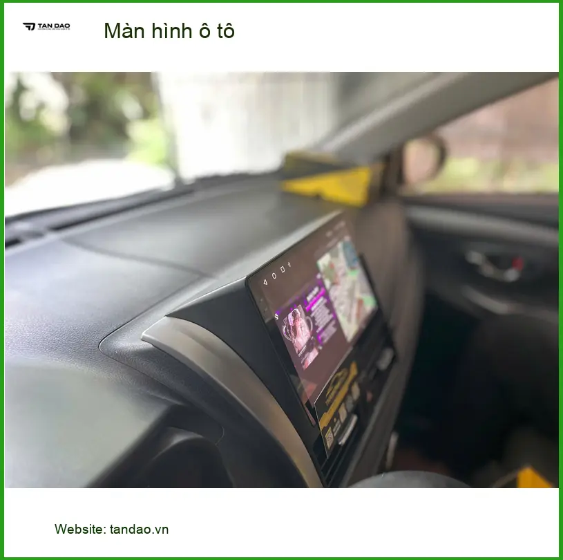 Chú Minh lắp màn hình ô tô cho Honda HR-V tại Quận 8 để lái xe tiện lợi hơn ảnh thực tế 3