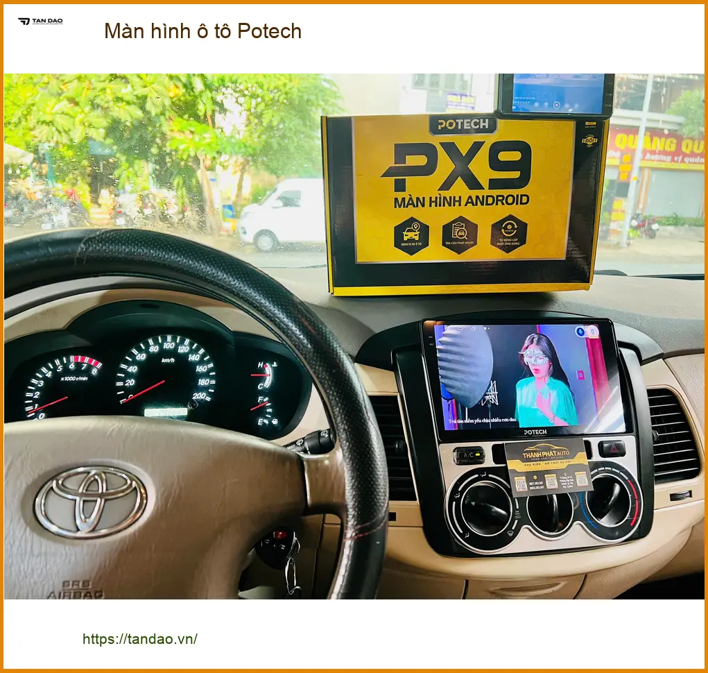 Anh Hưng lắp màn hình ô tô Potech cho Ford Ranger tại Quận 4