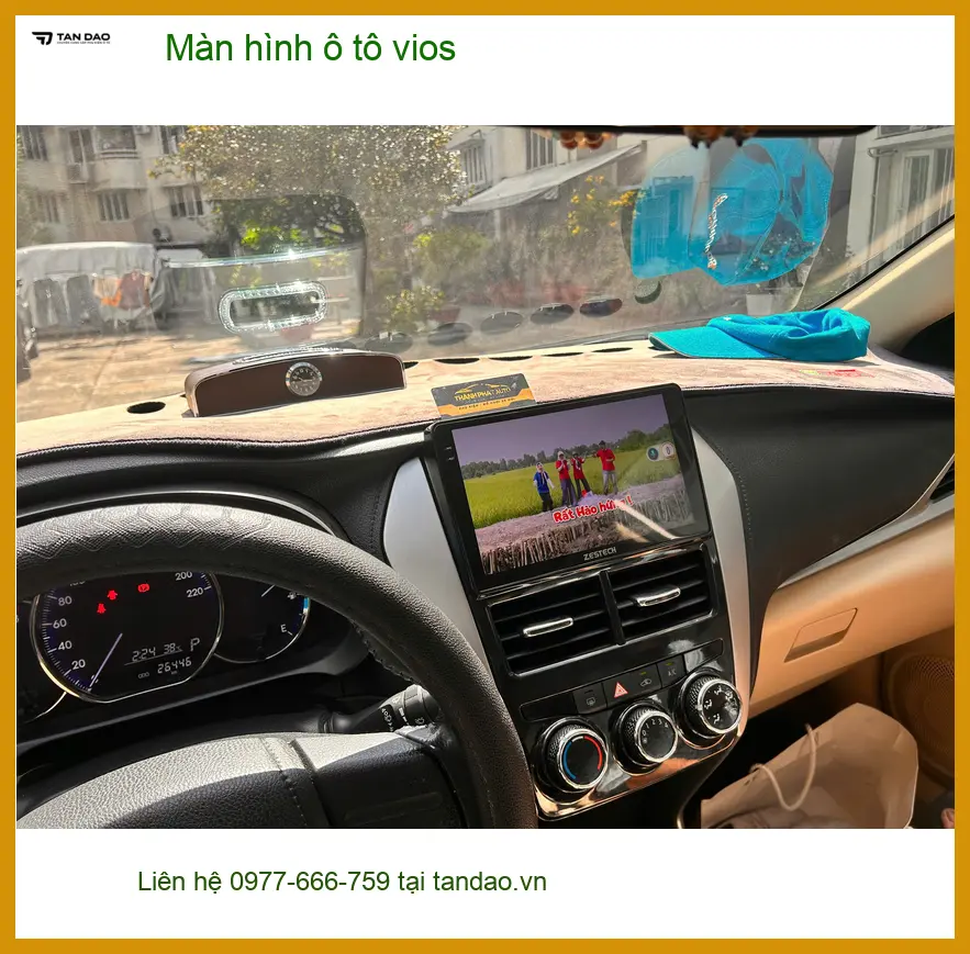Chú Lâm lắp màn hình ô tô Vios tại Quận Gò Vấp vì màn zin cũ đã hỏng ảnh thực tế 4