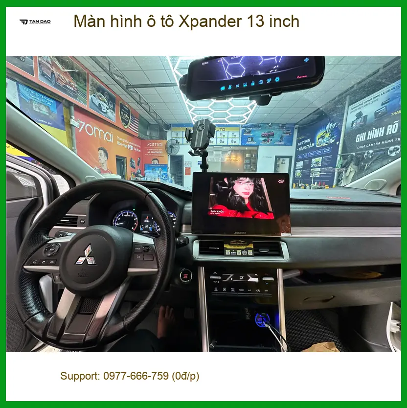 Anh Đức Hùng lắp màn hình Xpander 13 inch tại Quận 9 uy tín, chất lượng. ảnh thực tế 4
