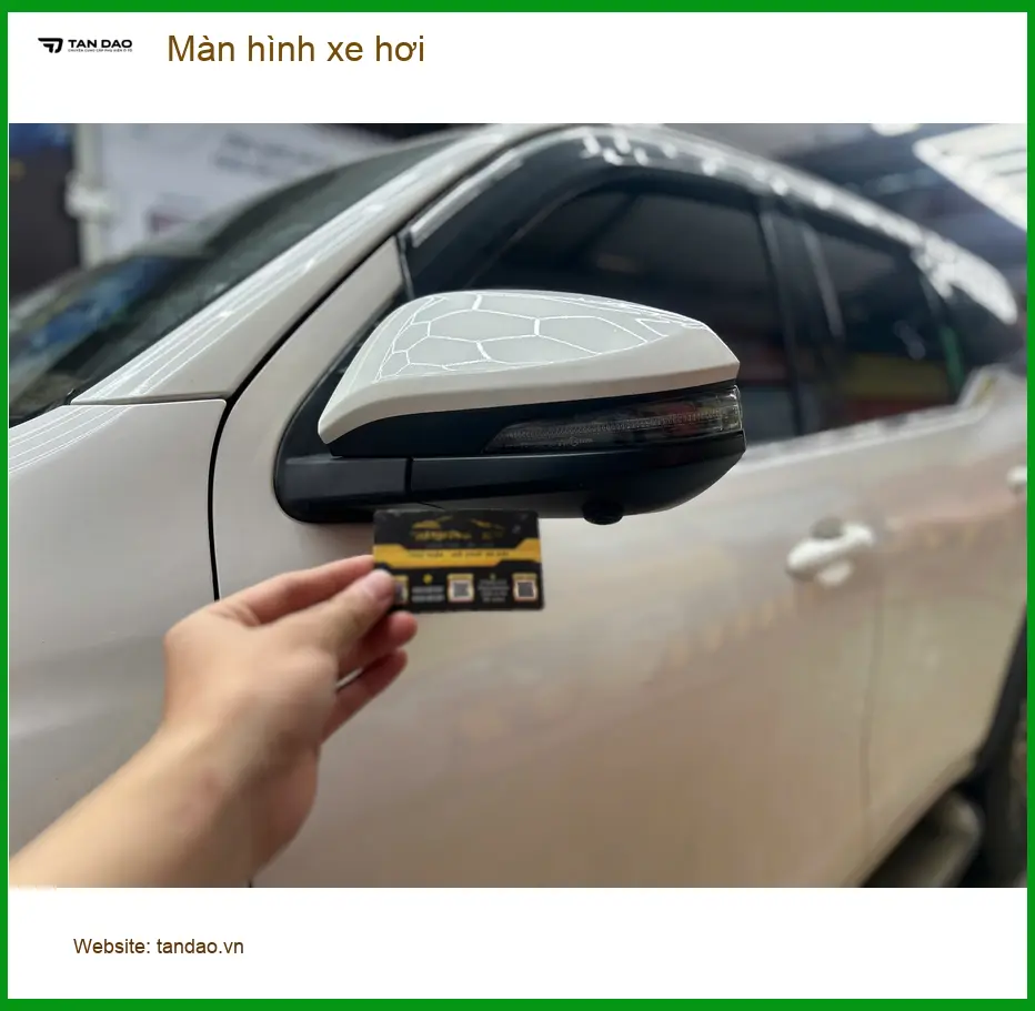 Chị Mai Anh lắp màn hình xe hơi VinFast Lux A2.0 tại Quận Nhà Bè ảnh thực tế 2