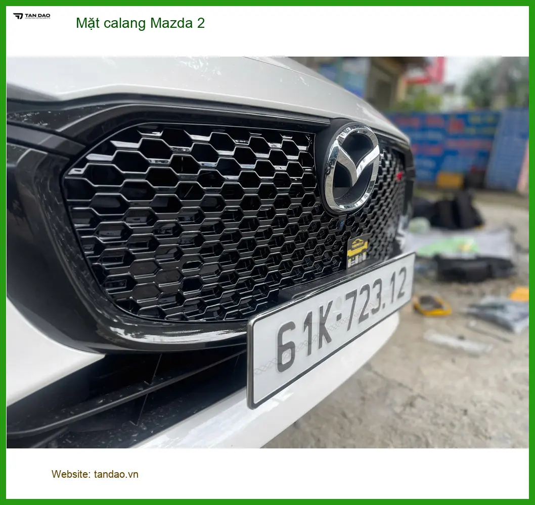 Anh Dũng độ mặt calang Mazda 2 chất lượng cao tại Quận 12 để xe trông mạnh mẽ hơn ảnh thực tế 2
