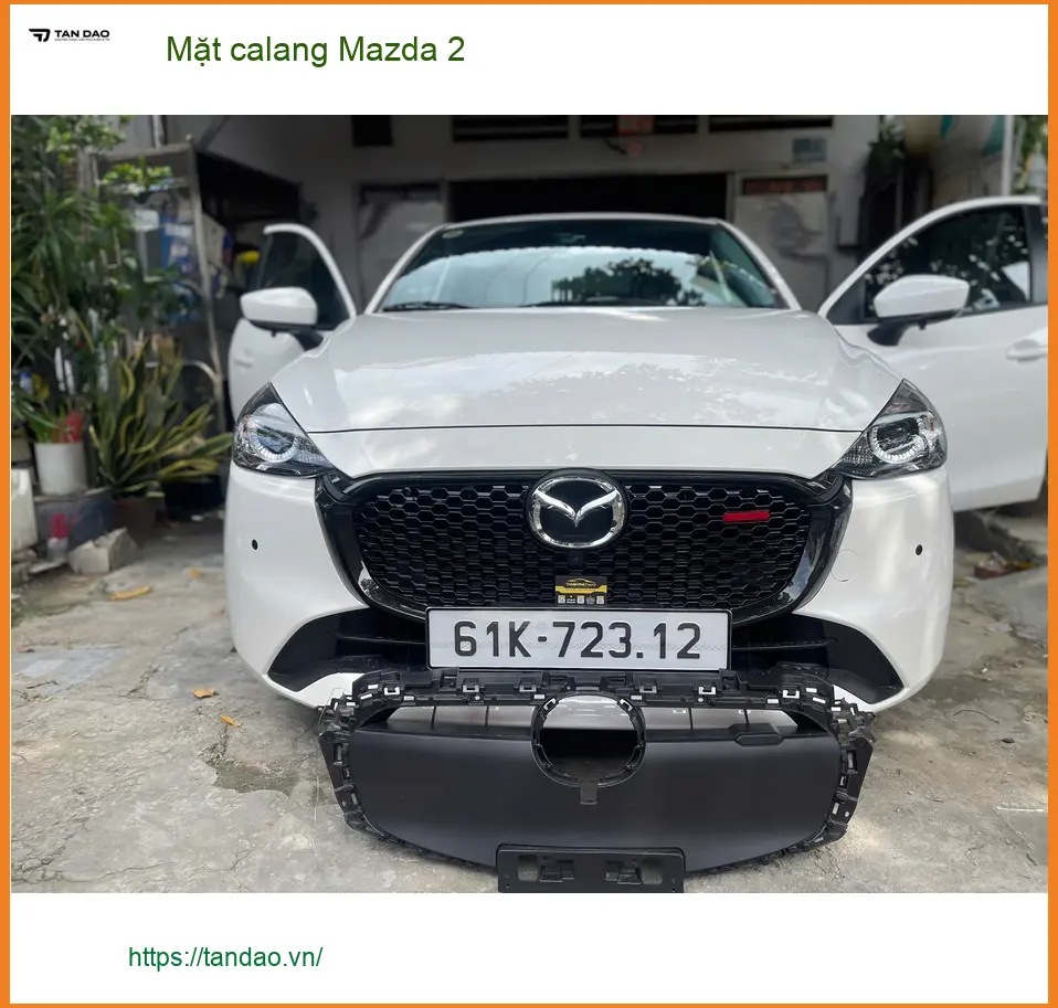 Anh Dũng độ mặt calang Mazda 2 chất lượng cao tại Quận 12 để xe trông mạnh mẽ hơn ảnh thực tế 4