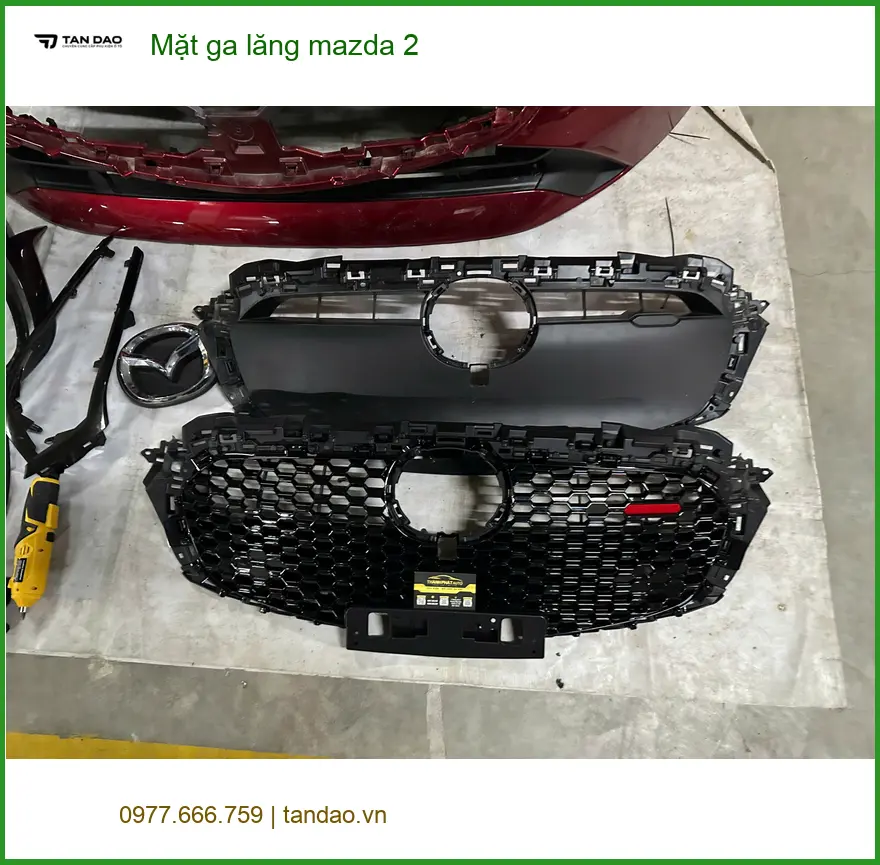 Anh Minh muốn đổi mặt ga lăng Mazda 2 ở Quận 12 cho xe thêm phần cá tính ảnh thực tế 3