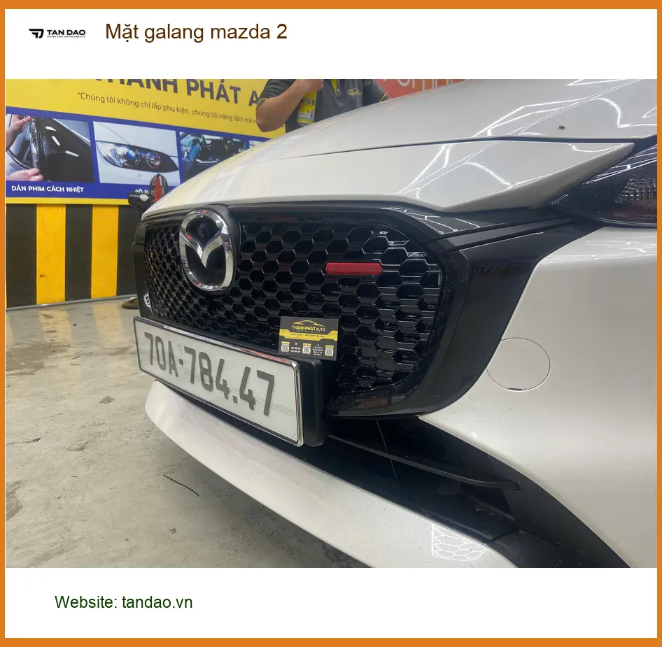 Anh Long độ Mặt galang Mazda 2 tại Quận Bình Tân để xe trông mới mẻ hơn ảnh thực tế 4