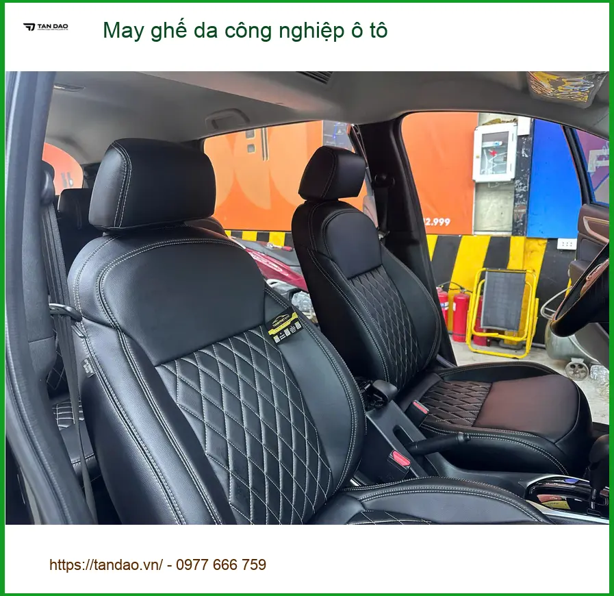 Chị Thảo may ghế da công nghiệp ô tô cho Kia Carnival tại Quận Tân Bình