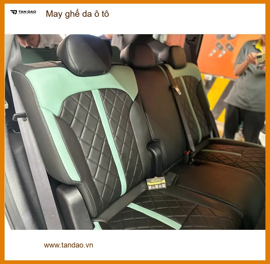 Anh Duy may ghế da ô tô cho Hyundai Accent tại Quận Bình Thạnh để dễ dàng vệ sinh và tăng giá trị xe