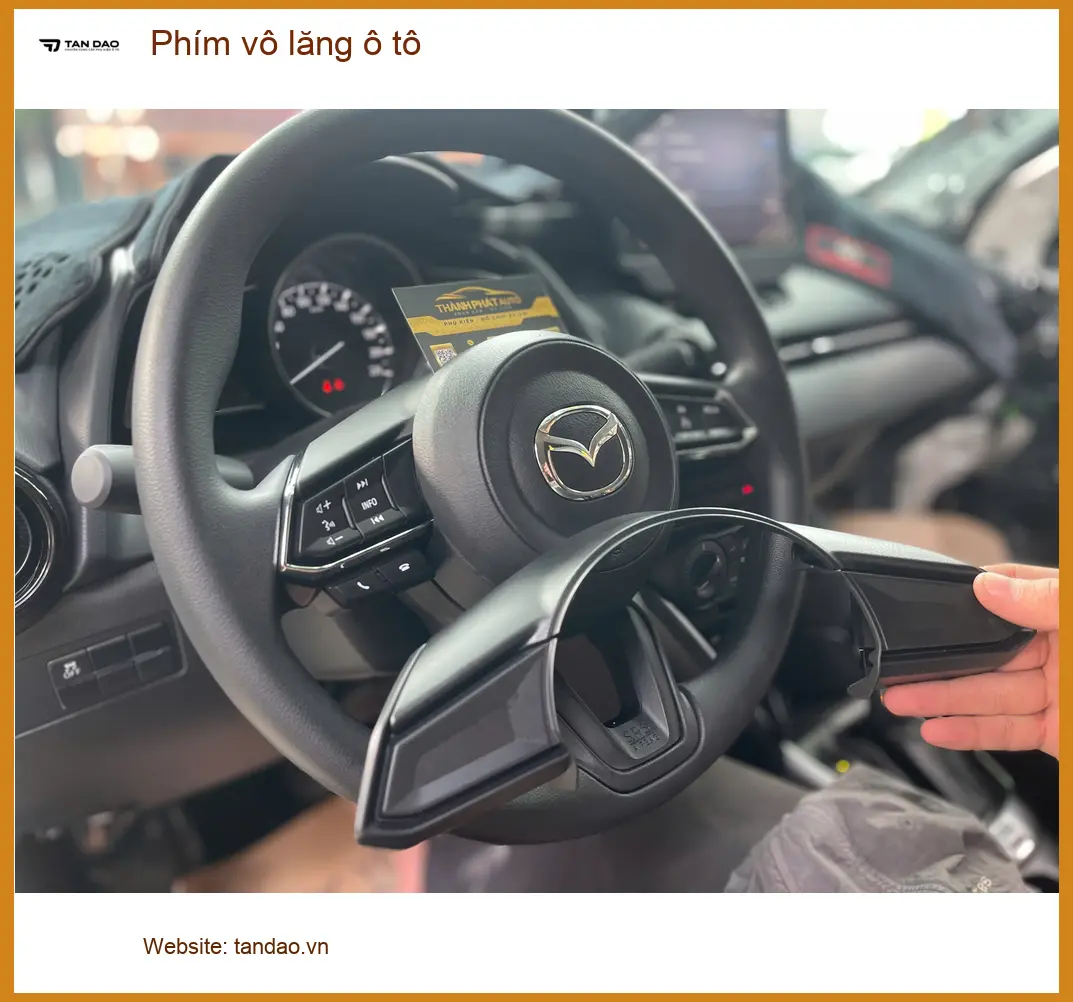 Anh Trọng lắp phím vô lăng ô tô cho Mazda 3 tại Quận 8 lái xe tiện lợi ảnh thực tế 2