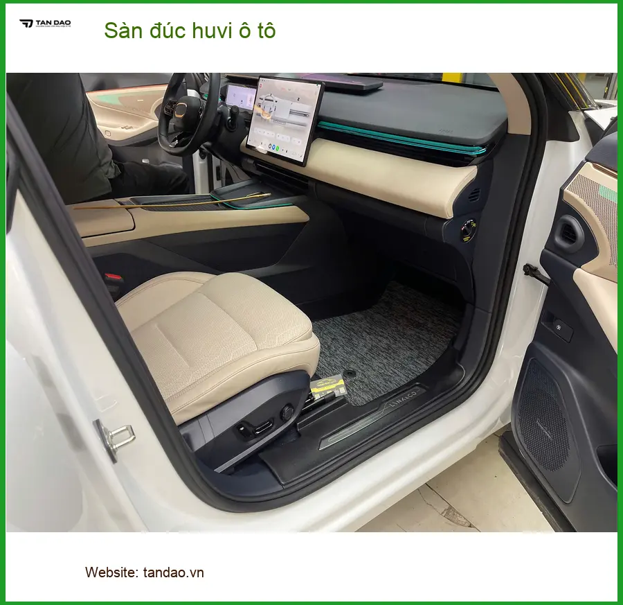Anh Hưng lắp Sàn đúc Huvi ô tô cho Honda CRV tại Quận Thủ Đức ảnh thực tế 3