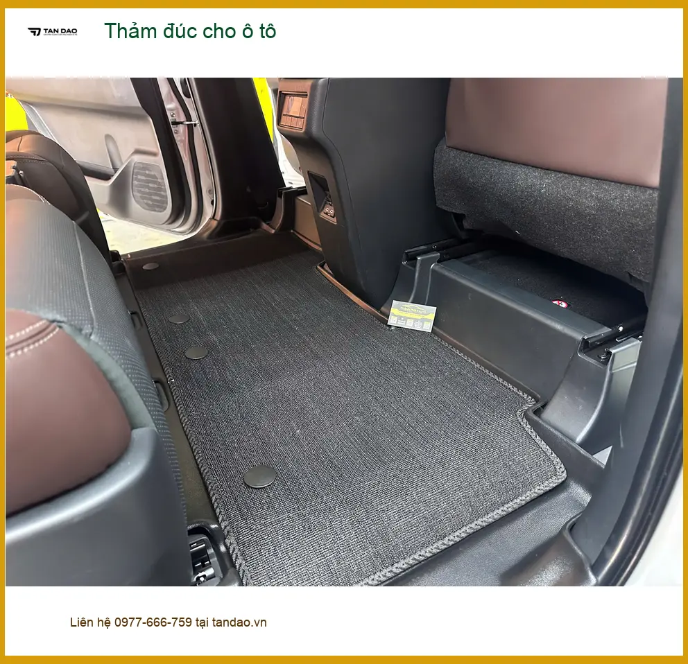 Anh Long lắp thảm đúc cho Mazda CX-5 ở Quận 9 để giữ nội thất luôn sạch và đẹp ảnh thực tế 2
