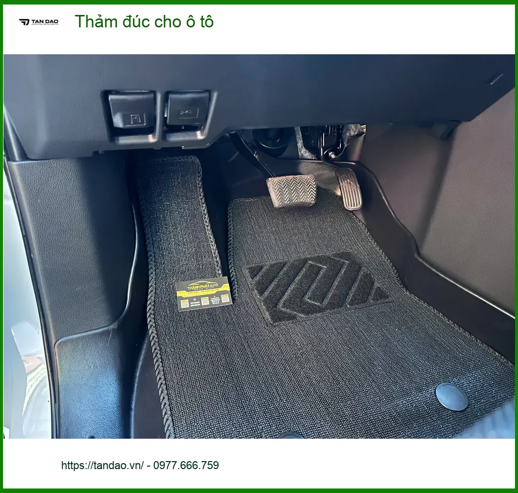 Chú Trọng thay thảm đúc cho Hyundai SantaFe tại Hóc Môn để nội thất luôn sạch ảnh thực tế 3