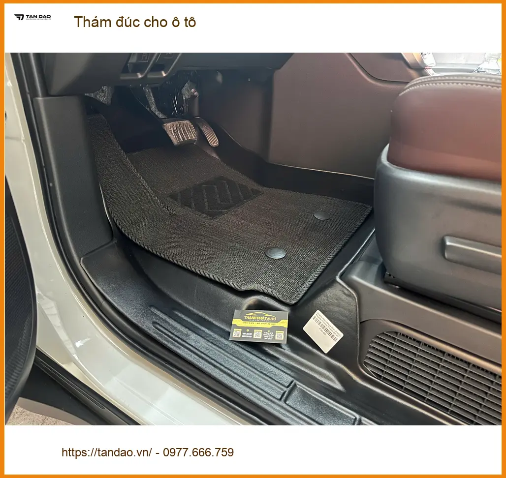 Anh Khải lắp thảm đúc ô tô Hyundai Creta tại Quận 2 để nội thất luôn mới ảnh thực tế 4
