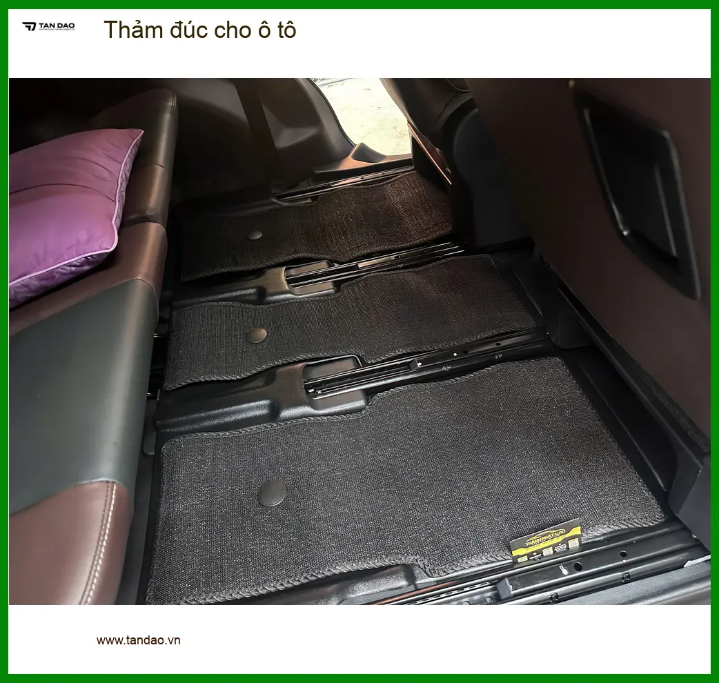 Chú Tấn lắp thảm đúc cho Hyundai Kona ở Quận 12 nội thất bền đẹp ảnh thực tế 2