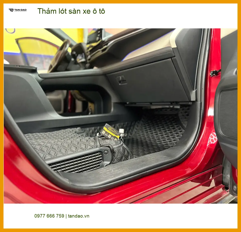 Chị Thu Hằng lắp Thảm lót sàn ô tô Mazda CX-5 Quận Phú Nhuận giá tốt ảnh thực tế 4