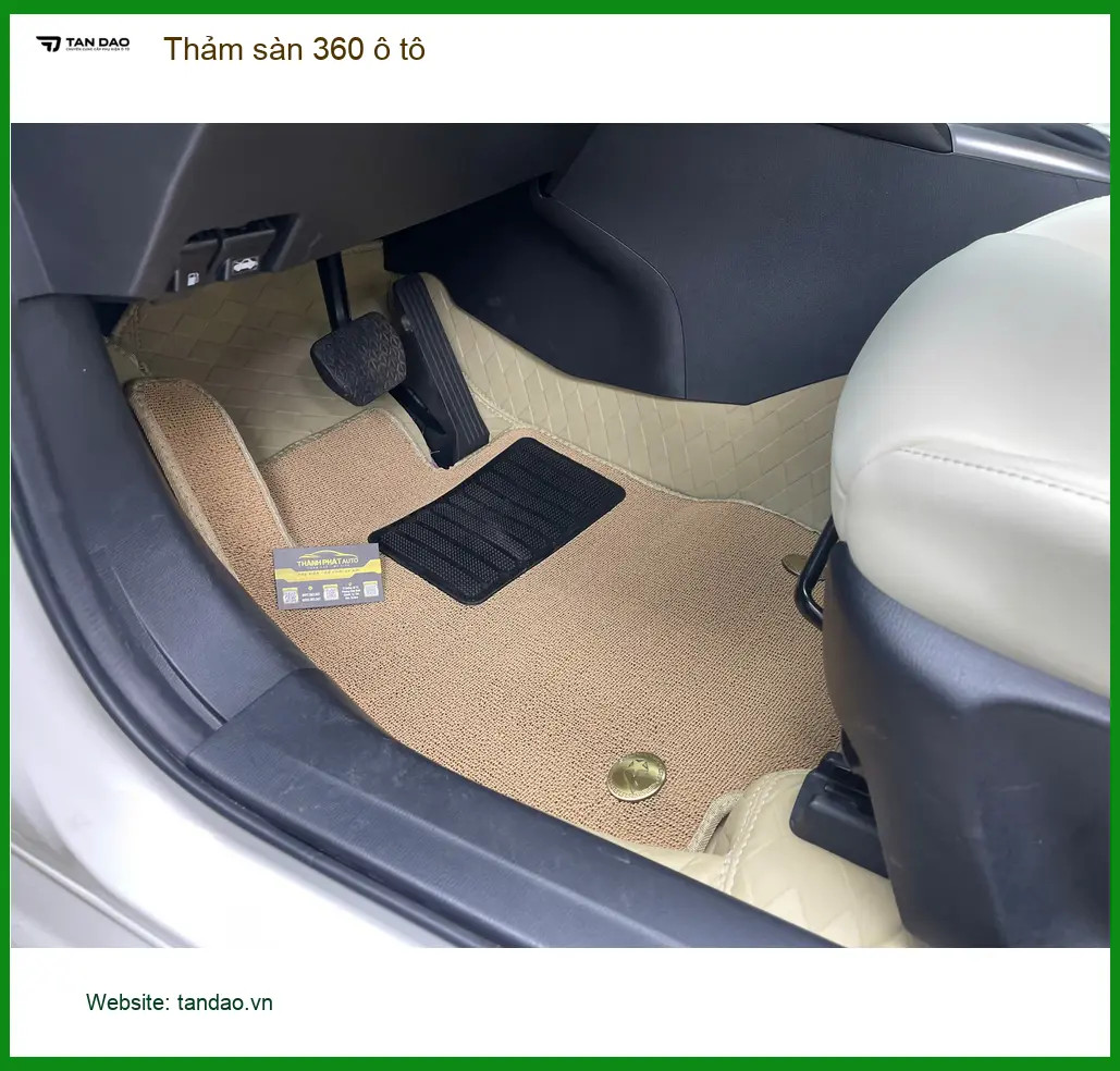 Chú Quang lắp thảm sàn 360 ô tô cho Mitsubishi Triton ở Cần Giờ